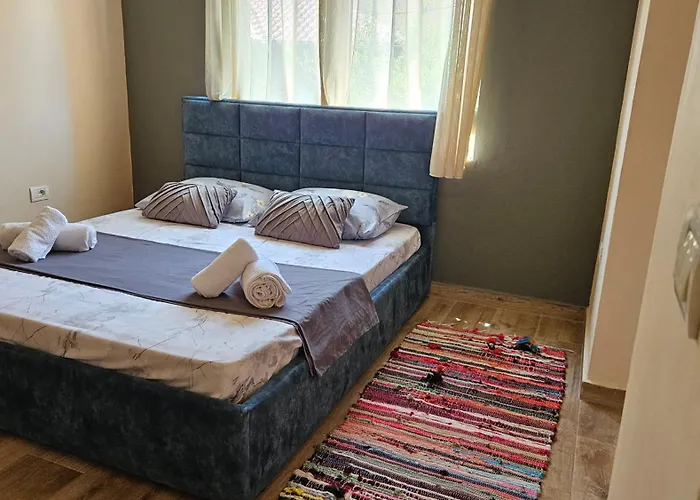 Dua\'S Apartment