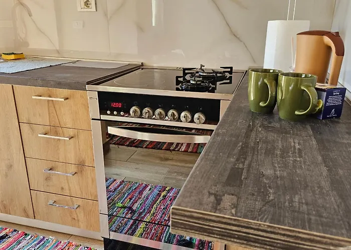 Dua\'S Apartment